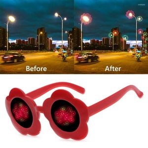 Солнцезащитные очки Специальные эффекты Очки Смотреть, что свет меняется на форму фейерверка в ночных дифракционных очках смешные фестивальные вечеринка Rave