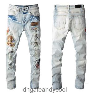 Pantaloni da uomo da uomo Moda uomo Denim amirres Jeans autunnali Nuovo designer Patch ricamata in pizzo nero Leggings elasticizzati slim fit Y41C