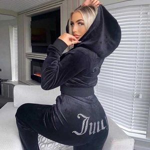 Kadınlar İki Parçalı Pantolon 2023 Kış Sulu Coutoure Trailsuit 2 Parçalı Set Trailsuit Suit Kadın Kadife Sulu Sweatshirt ve Pantolonlu