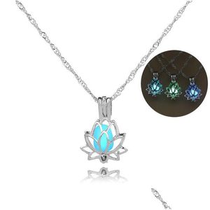 Подвесные ожерелья светятся в темном лотосном цвете для женщин Полые открытые световые бусины клетки