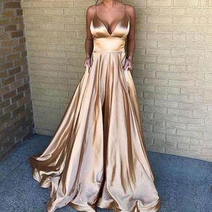 Casual Dresses Burgundy Satin Beach Maxi Women Dress For Christmas Sexy Side Slit Adjustable Straps Evening Prom Bridesmaid