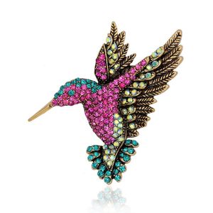 Pimler Broşlar Toptan Canlı Sinek kuşu Broş Pin Kristal Rhinestone Hayvan Kuş Kadınlar Giysi Eşarp Aksesuar Vintage Takı D DH3LI