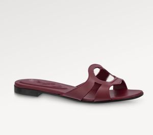 2023 Pantofole firmate da donna Lsola Flat Mule Sandali da spiaggia in pelle di vitello metallizzata CON SCATOLA Taglia 35-43