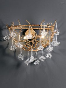 Настенные баллы индивидуальная постмодернистская прикроватная итальянская креативная дизайнер розовая птица гнездо золотая гостиная лампочка спальни лампочка