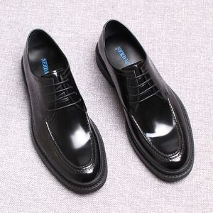 Yüksek kaliteli oxford tarzı gelinlik adam ayakkabı resmi ofis siyah en iyi erkek ayakkabıları gerçek deri iş yuvarlak kafa ayakkabı