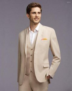 Erkek takım elbise resmi giyim kalitesi iki düğme bej çentik yaka ince 3 parça (ceket pantolon yelek kravat) özel yapım terno maskulino