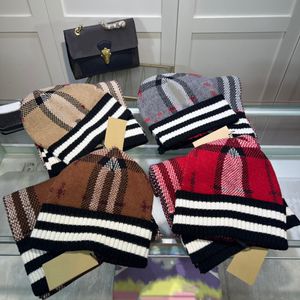 Tasarımcı Eşarp Şapka Seti Kadın Erkek Kış Klasik Şapkalar Eşarplar 2 Parça Setler Örme Beanie Cashmere Nakış Beanes Eşarplar Yüksek Kaliteli Hediye
