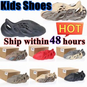 Kinderschuhe Foam Runner Kleinkind Slipper Sandalen Jungen Mädchen Laufschuh Folien EVA Schwarz Rot Trainer Kind Schuh Kinder I1ME #