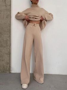 Kadınlar İki Parçalı Pantolon Sonbahar Knited Dantel Elbise Moda Set Set 231201