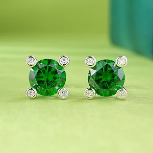 1CT Choucong Marka Saplama Küpe Lüks Takı Gerçek 100% 925 STERLING Gümüş Yuvarlak Kesim Emerald Moissanit Elmas Taş Taşları Safir Partisi Kadın Küpe Hediyesi