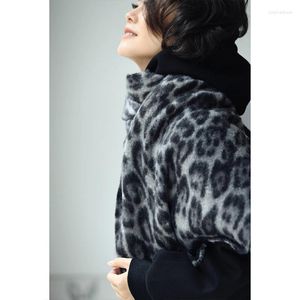 Foulards MICOCO J1320C Artsy Style rétro Style léopard imprimé chaud tout long écharpe à franges châle