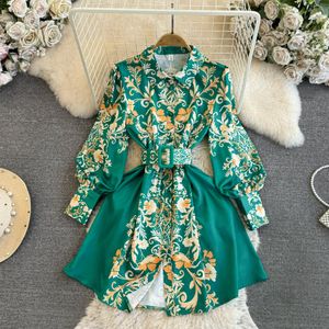 Sıradan Elbiseler Kadın Sarayı Retro Elbise 2024 İlkbahar Yaz Pist Standı Yaka Paisley Baskı Kemeri Fener Kılıf Tek Kelime Elbise