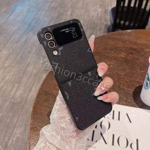 Samsung Z Flip için Luxurys Telefon Kılıfları 5 4 3 Deri Arka Çiçek Mektubu Baskı TPU Kabuk Galaxy S 23 S22 S21 S20 Ultra Not 20 10 Pro Koruma Kapağı Yüksek Kuity Case