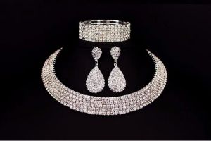 Bride Classic Rhinestone Crystal Choker Necklace Earrings Bracelet Jewelry Sets Wedding Accessories Bridal Jewelry