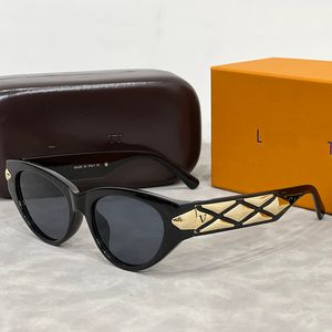Роскошные дизайнерские солнцезащитные очки для женщин Солнцезащитные очки «кошачий глаз» Солнцезащитные очки с золотыми ножками в индивидуальном дизайне с коробкой Вождение Путешествие Покупки Пляж Посмотреть больше