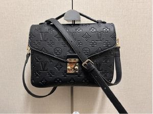 Tasarımcı Çantalar Crossbobodys Kadın Çantalar Çanta Messenger Oksitleyici Louise Deri Metis Zarif Viuton Omuz Kadın Çanta Louisvuitton Crossbody Tote Çanta