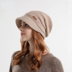 Berretti da baseball Cappello invernale in peluche per donna Copertura termica per esterni Protezione per le orecchie a tesa larga Protezione per le orecchie dopo il parto alla moda