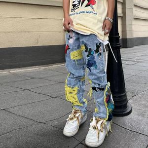 Männer Jeans Malerei Gestickte Patch Denim Zerrissene Für Männer Streetwear Gewaschen Zerstört Plissee Gerade Jean Männlichen Quasten