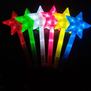 Parti Yıldız Glow Wands LED Işık Up Sihirli Değnek Yanıp Sopa Süper Parlak Noel Doğum Günü Cadılar Bayramı Şükran Konseri Dekorasyonu