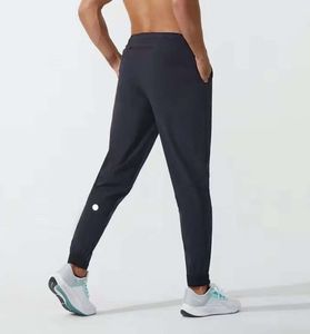 Lululemen Mens Pants Kısa Yoga Kıyafet Jogger Sport Hızlı Kuru Drawstring Spor Salonu Cepleri Sweetpants Pantolon Sıradan Elastik Bel Fitness 657