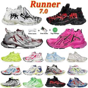 7.0 Erkek Kadın Koşucu Tasarımcı Koşu Ayakkabıları Paris İletim Sense Retro Eğitimler Siyah Beyaz Yapısal Donçuklu Gömme Günlük Spor ayakkabıları koşu