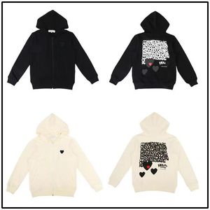 Yeni Hoodie Sweatshirts Erkek Kadın Fermuarı Gevşek Part Oyun Sweatshirt Commes Hırka Des Küçük Kırmızı Kalp Ceket Garcons Standart ve Polar Sıradan Jumpers Hardigan