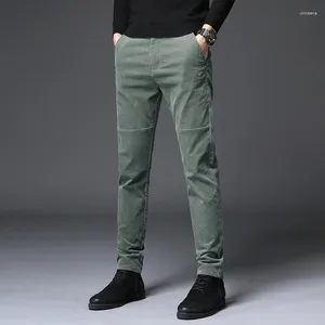 Pantaloni da uomo Velluto a coste da uomo Moda coreana Autunno Pantaloni dritti aderenti larghi Banda elastica Tendenza dimagrante Abbigliamento uomo versatile