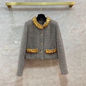 Luxuoso colar de cristais mangas compridas casacos femininos designer botões de metal casacos de lã das mulheres 121158