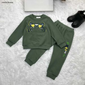 Yeni bebek eşofmanları hayvan desen nakış çocukları kapüşonlu set 110-160 tasarımcı Toddler hoodies ve ter pantolonları dec05