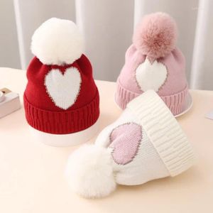 Şapkalar Bebek Örme Şapka 0-12 ay Altın Girişli Jacquard Love Beanies Kız Kış Sıcak Yumuşak Kafataları Kapaklar Toddler