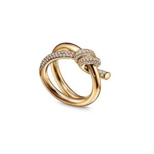 Band Rings Designer Ring Ladies Halat Düğüm Lüks Diamonds Moda Yüzük Kadınlar İçin Moda Yüzükleri Klasik Takı 18K Altın Kaplama Gül Düğün Dr Dhlhj