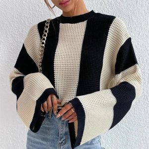 Erkek Sweaters 2023 Sonbahar Kadın Yuvarlak Boyun Örgü Sweater Bayanlar Şerit Kontrast Parlama Kılıf Moda Küçük Dış Giyim Top 231212