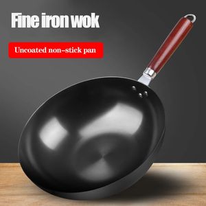 Pans Household Handmade iron Wok 28cm30cm32cm34cm Noncoating Nonstick Pan Frying Gas and Induction Cooker Kitchen Cookware 231213