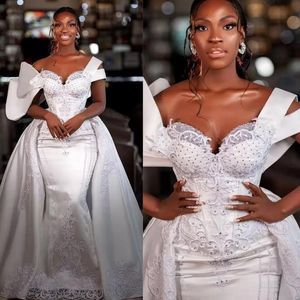 Plus Size Aso Ebi Fulllace Wedding Dresses Mermaid Off Shoulder Satin Lace Bridal Dress with Detachable Train Country Gown For African Arabic Black Women CDW040