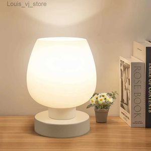 Luzes da noite Nordic Simples Touch Glass Table Lamp LED Dimmable Bedside Quarto Estudo Decoração Usb Cogumelo Forma Night Light YQ231214