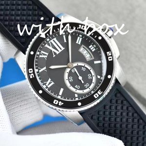 Erkekler Watch Designer Watch Erkekler Saat Moda Saati İş Saati 42mm Otomatik Hareket Paslanmaz Çelik Yüzük Kauçuk Band Lüks Saat