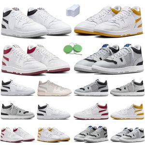 Mac Saldırı Erkek Kadınlar Koşu Ayakkabı Tasarımcı Spor Sneaker Kaktüs Işık Duman Gri Limon Venom Kırmızı Crush Gümüş Astarlar Panda Beyaz Siyah Erkek Eğitmenler Spor Spor ayakkabıları 5.5-11