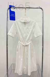 Temel gündelik elbiseler tasarımcı moda 2022 Tasarım P Ailesi Yaz Kavur Mektubu Üçgen İlk Aşk Beyaz Orman Gömlek Bel Elbise Peri Etek Uubq