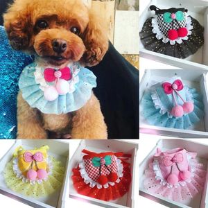 Köpek Giyim Dayanıklı Neckerchief Pet Decor Bib Eşarp Güzel Su Geçirmez Konforlu Tükürük