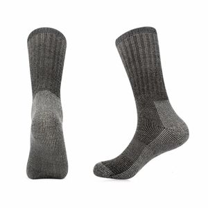Spor Çorap 6 Çift/Lot Vihir Erkekler Yastıklı Kış Kalın Merino Yün Mürettebatı Spor Sakı Çorap Yürüyüş Tırmanma Çorap Bisiklet Koşu Çorap 231216