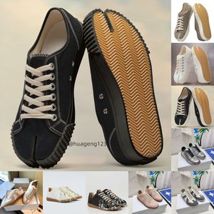 Maisons Margielaitys Tasarımcı MM6 Calfskin Yıldız Tarzı Öğrenci Çoğaltma Kesi Ayrışma Ayakkabı Eğitmenleri Zapatos Beyaz Graffiti Spor Ayakkabıları Açık Ayakkabılar