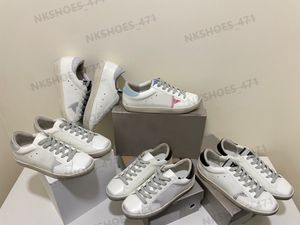Tasarımcı Sıradan Ayakkabı Yeni İtalyan Marka Spor ayakkabıları erkekler düz deri naylon açık eğitim ayakkabıları lüks marka kadınlar payetli beyaz platform ayakkabıları