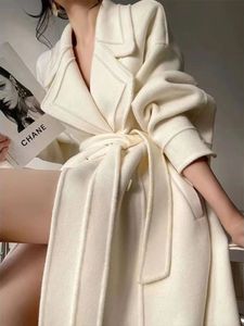 Women's Wool Blends Fashion Women Elegant Casual Woolen Coat Vintage Loose Solid Chic Fall Winter Outerwear Overcoat Female Clothes Warm Cloak 231218