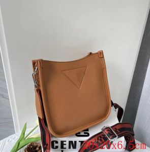 Primavera verão em relevo bolsa de couro inchado COUSSIN PM bolsa moda-forward sacos de ombro cross-body com a alça de alta qualidade bolsa carteira designer sacola