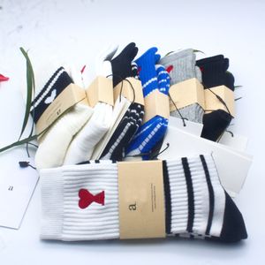 Designer socks Men's women's Fashion Embroidery Pattern Stripes Solid Color Black White Grey High quality luxury cotton sports casual Spring autumn socks amiliness