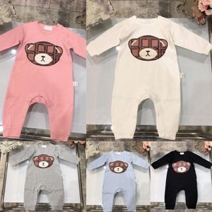 Bebek Rompers Tasarımcı Erkek Kızlar Tulumlar Yeni doğan bebek çocuklar bahar sonbahar kıyafetleri mektubu sevimli ayı baskılı pamuklu çocuk giyim 78xc#