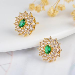Orecchini per borchie Design geometrico in cristallo Snowfulke Women di lusso a basso prezzo gioielli di alta qualità 18k oro Placting qualche retrò