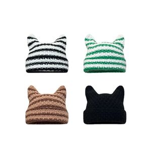 Japon Beanie Hat Ins Küçük Şeytan Çizgili Örme Yün Kapağı Sonbahar ve Kış Sevimli Kedi Kulakları Saç Pullu Kazak Kadınlar 231220