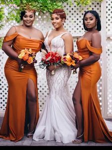 Uzun yanmış zarif turuncu nedime elbiseleri bölünmüş Afrikalı Siyah Kızlar Hizmetçi Onur Gowns Robe Soiree de Mariage BC