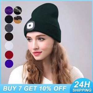 LED Işıklı Beanie Cap Hip Hop Erkek Kadın Kış Sıcak Örme Şapka Aydınlık Açık Av Kamp Yürüyüşü Koşu Balıkçılık Kapakları 231221